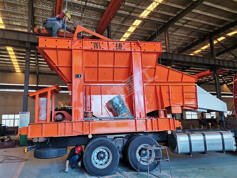 中頻感應(yīng)12噸電爐加料車